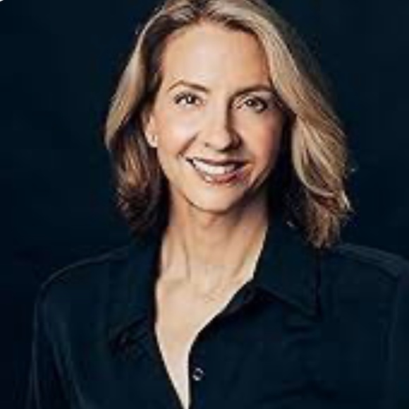 4/$30 Bundle; Novel: “Unravelled” by Robyn Harding - Picture 4 of 5